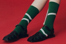 Load image into Gallery viewer, 【2024SS】UNISEX/ASYMMETRY LINE SPORTS SOCKS WHITE,GREEN,BLACK
