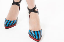 Load image into Gallery viewer, FLEI STRIPED SANDAL BLUE
