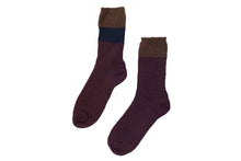 Load image into Gallery viewer, 【2022AW】MOHAIR COLOR BLOCK SOCKS GRAY,CAMEL,BORDEAUX,BLACK
