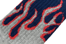 Load image into Gallery viewer, MENS/FIRE PATTERN SOCKS BLACKxGREEN,NAVY×GRAY,RED×WHITE,WHITE×BLUE

