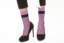 Load image into Gallery viewer, LAYERED FISHINET SOCKS GREEN,PINK
